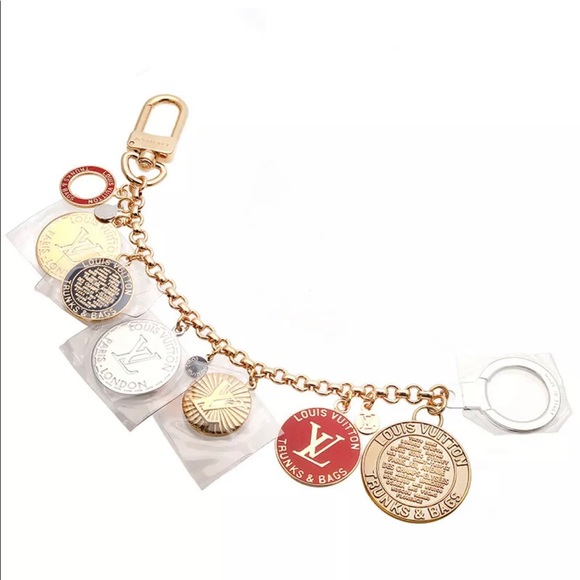 🚫SOLD🚫Louis Vuitton Initials Charm… - Picture 5 of 5